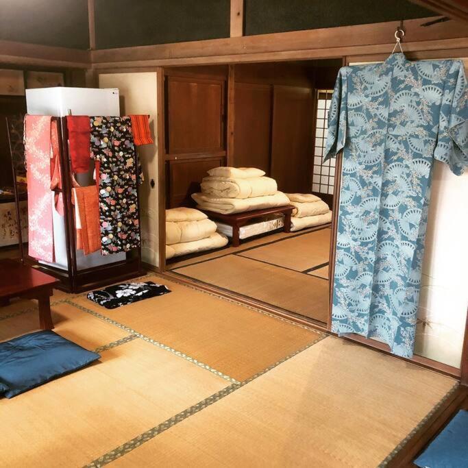 ゲストハウス+カフェわ　１日１組限定！ 築１００年の農家の古民家で宿泊体験、薪でお風呂沸かせます。焚き火もできます。 Kannami Exterior photo