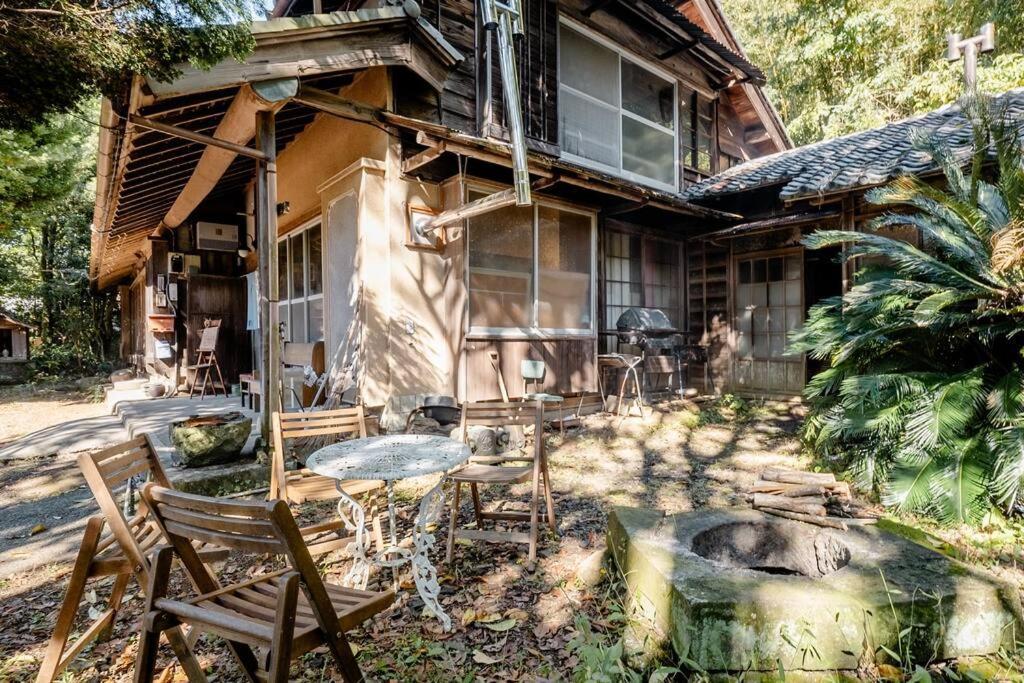 ゲストハウス+カフェわ　１日１組限定！ 築１００年の農家の古民家で宿泊体験、薪でお風呂沸かせます。焚き火もできます。 Kannami Exterior photo
